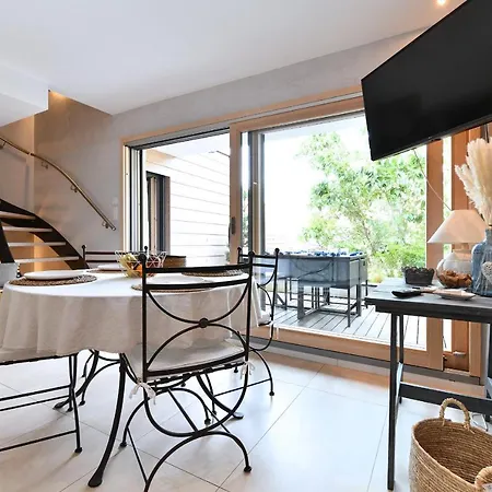 Contemporain L'hirondelle