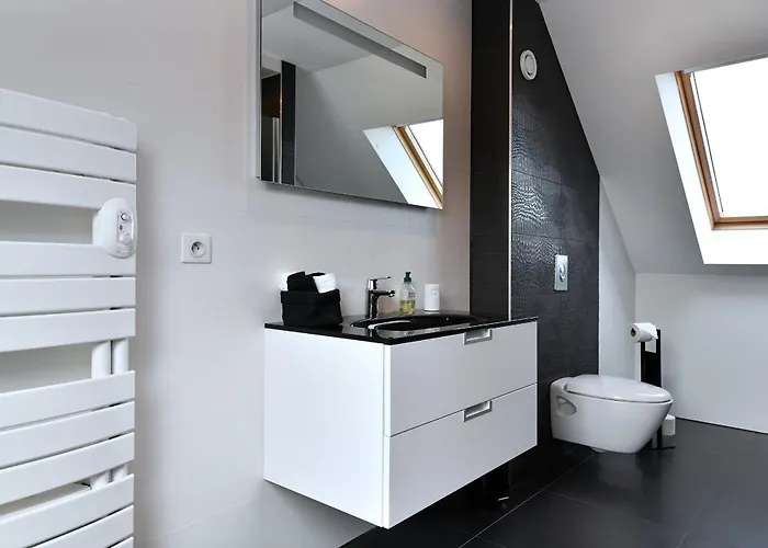 Contemporain L'hirondelle Σπίτι διακοπών